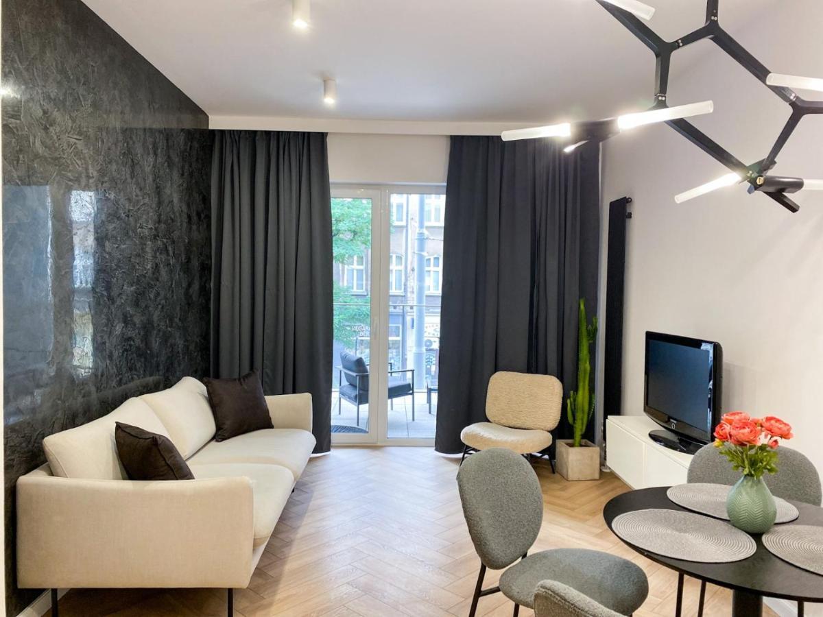 Apartament Family Zwierzyniecka Poznan Exterior foto